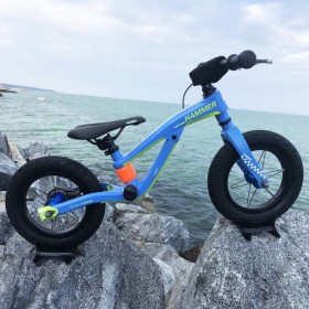 Біговел Hammer Kids Bike 5HS1 з амортизатором, магнієва рама, гальма, синій